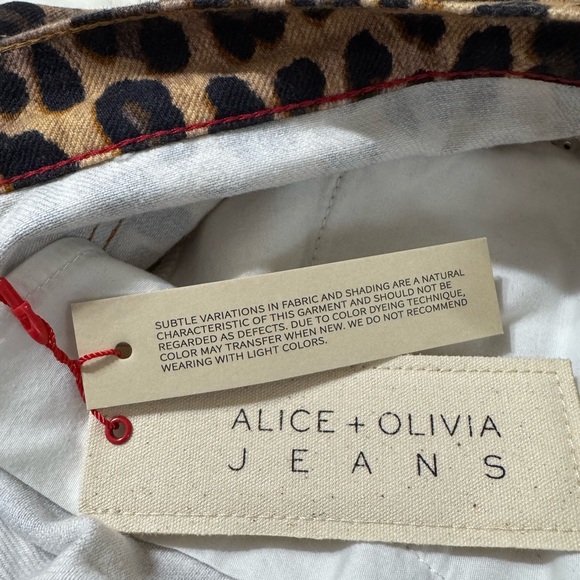 NWT Alice + Olivia Leopard Print Wide-Leg Wezzy Jeans size 30 - Picture 8 of 16